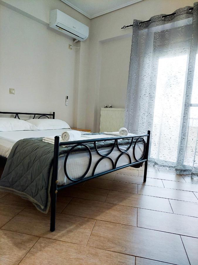 Golden Sunrise Apartment Gythio Bagian luar foto